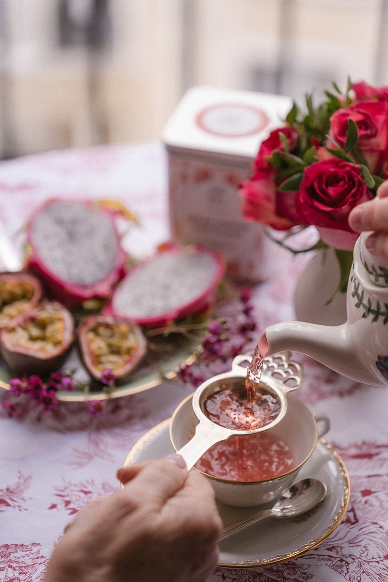 LES ILES (ISLANDS) - VITAMIN-ENRICHED, NATURALLY SWEET HERBAL TEA